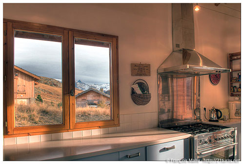 Location Alpe d'Huez : La cuisine du chalet S�quoia alpe d'huez