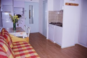 Location Val Thorens : val thorens - entree et coin cuisine