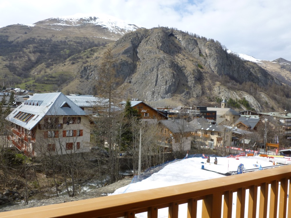 Location Valloire : Vue du balcom