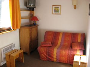 Location Les M�nuires : Salon