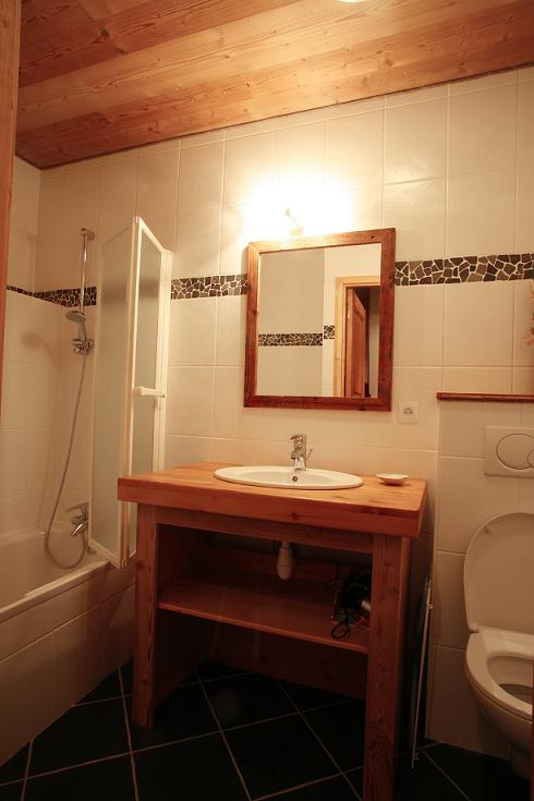 Location Valloire : 2 salles de bains et 2 WC