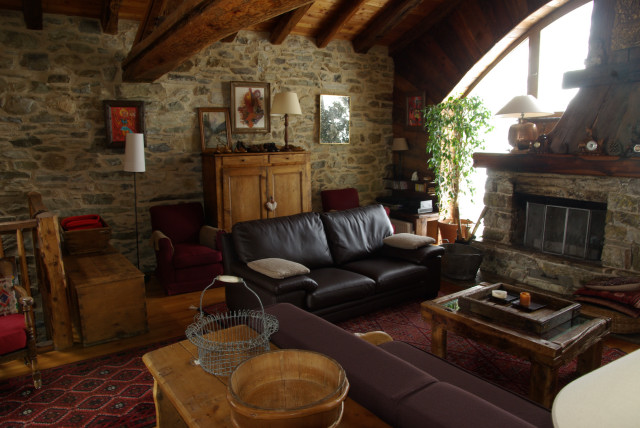 Location Val d'Isere : chalet val d'isere sejour et cheminee