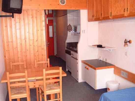 Location Les Arcs : PIECE A VIVRE DU PREMIER STUDIO
