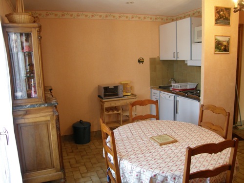 Location Albiez-Montrond : s�jour avec cuisine